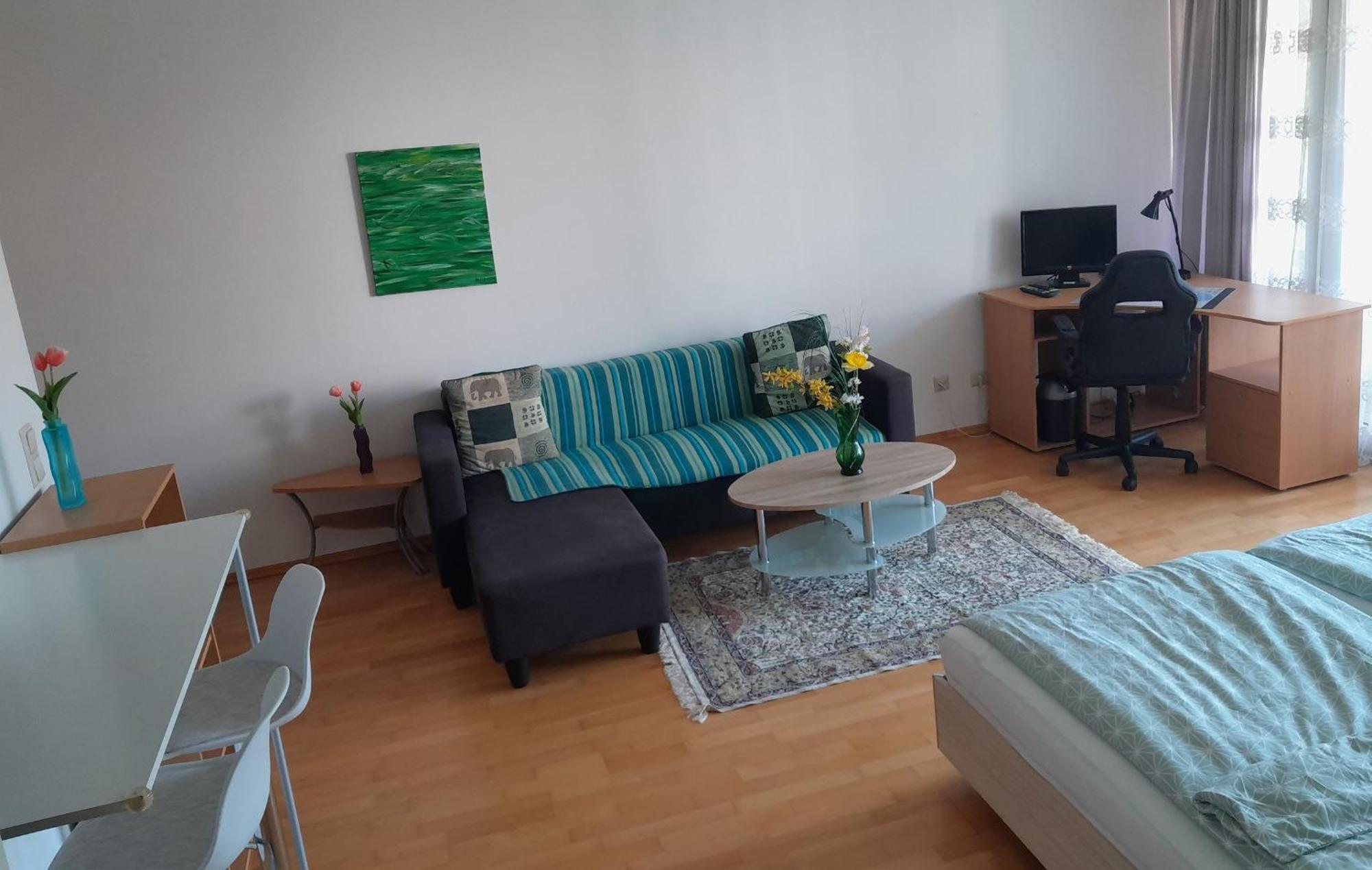 Serviced Apartment With Sunny Balcony فيينا المظهر الخارجي الصورة